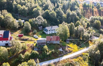 Beautiful home in Jostedal with kitchen