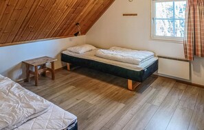 4 dormitoris, un bressol de viatge i wifi gratuïta 