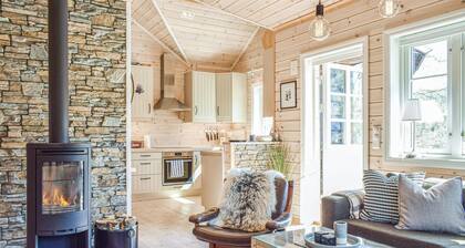 4 bedroom stunning home in Norheimsund