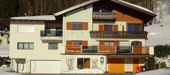 Guesthouse Ellmauer Annemarie - Apartment Schafbergblick