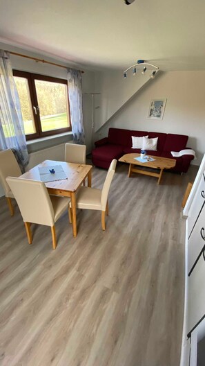 Unclassified image, 2 of 9, button