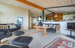 TV, fireplace - Lovely home in Bjert with house sea view (Bjert)