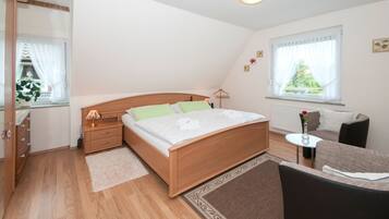 1 Schlafzimmer, Reisekinderbett, WLAN, Bettwäsche