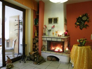 Interior - Vacation apartment 2 - Family-run guesthouse & vacation apartments Fischer-Haus (Trassenheide)