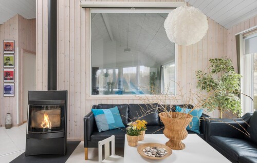 Gorgeous home in Tisvildeleje with sauna