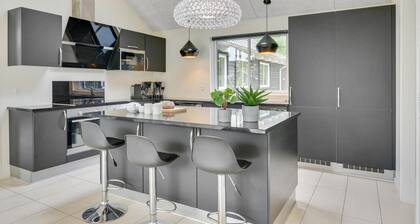 Gorgeous home in Frederiksværk with sauna