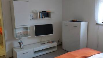 1 Schlafzimmer, WLAN, Bettwäsche