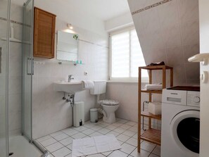 Imagen sin descripción, 3 de 16, botón