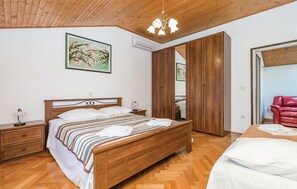 3 chambres, Wi-Fi gratuit, draps fournis