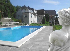 Innenpool, beheizter Pool