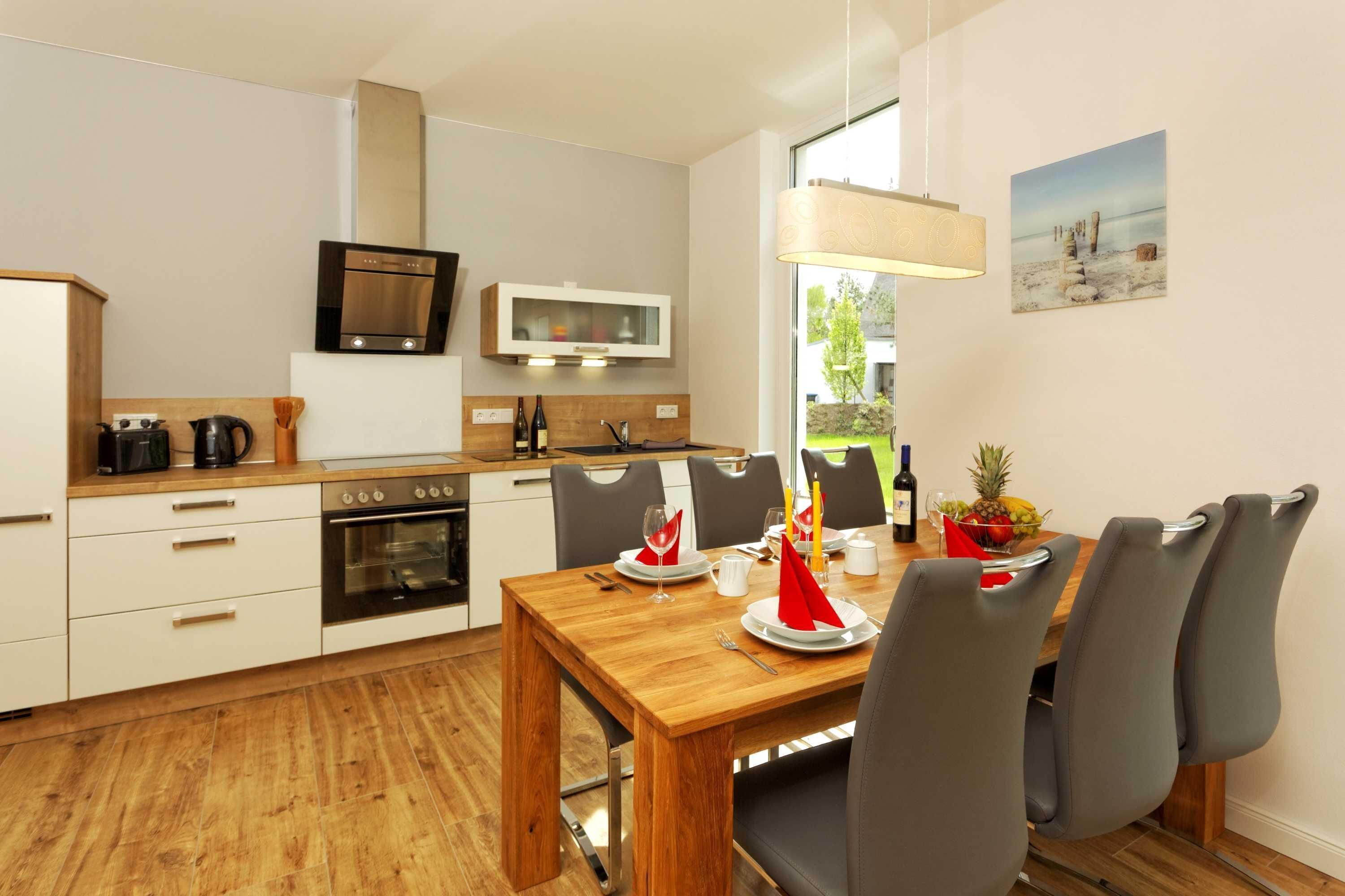 Fridge, oven, dishwasher, coffee/tea maker