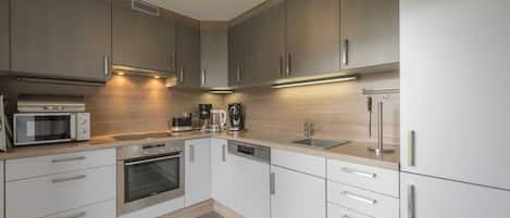 Fridge, microwave, oven, dishwasher