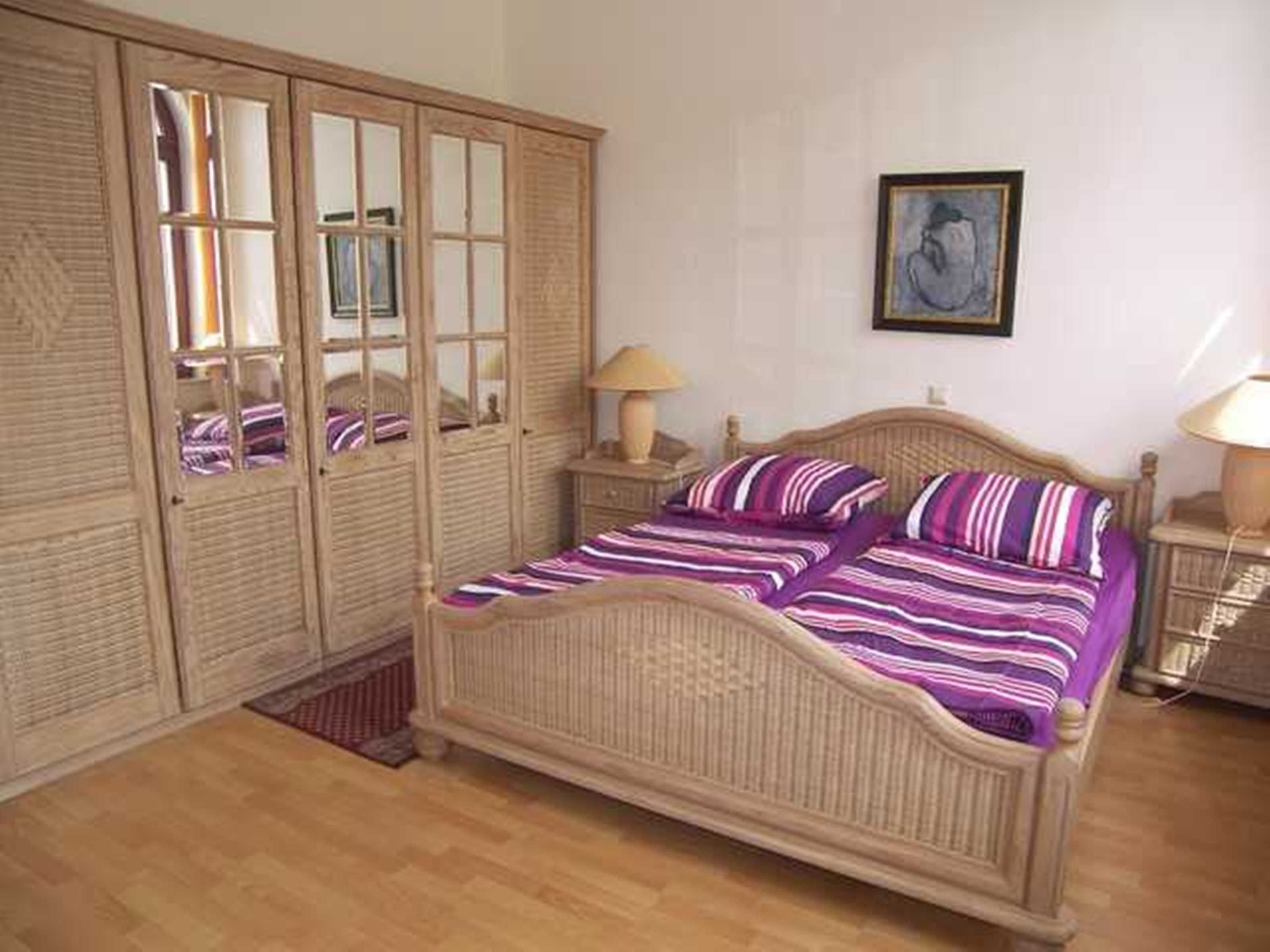 1 quarto, roupa de cama