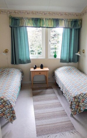 3 sovrum och resesäng