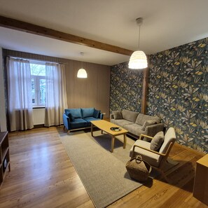 Immagine non classificata, 2 di 13, pulsante