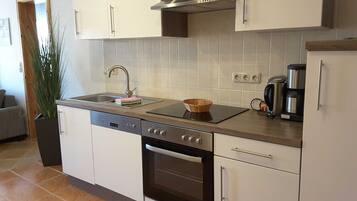 Fridge, oven, dishwasher, highchair