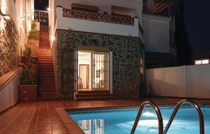 Pool - Stunning apartment in Fuengirola, Malaga (Fuengirola, Malaga)