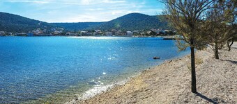 Nice home in Vinisce with kitchen