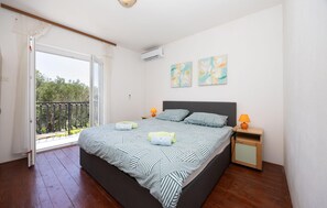 4 habitaciones, cuna de viaje, wifi gratis y ropa de cama 