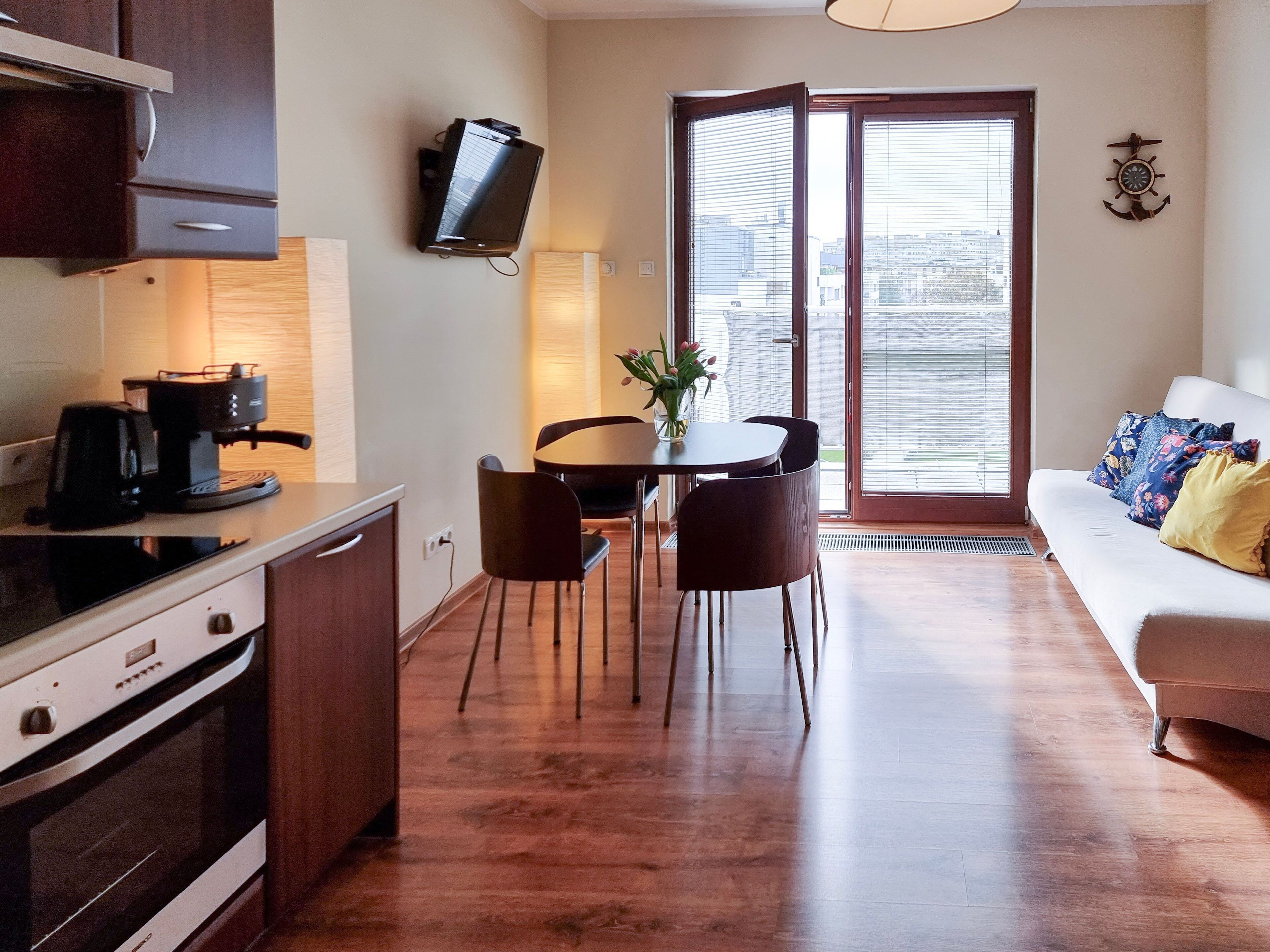 Fridge, oven, dishwasher