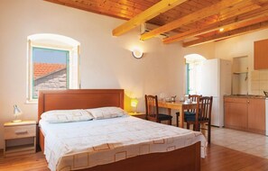 1 chambre, draps fournis