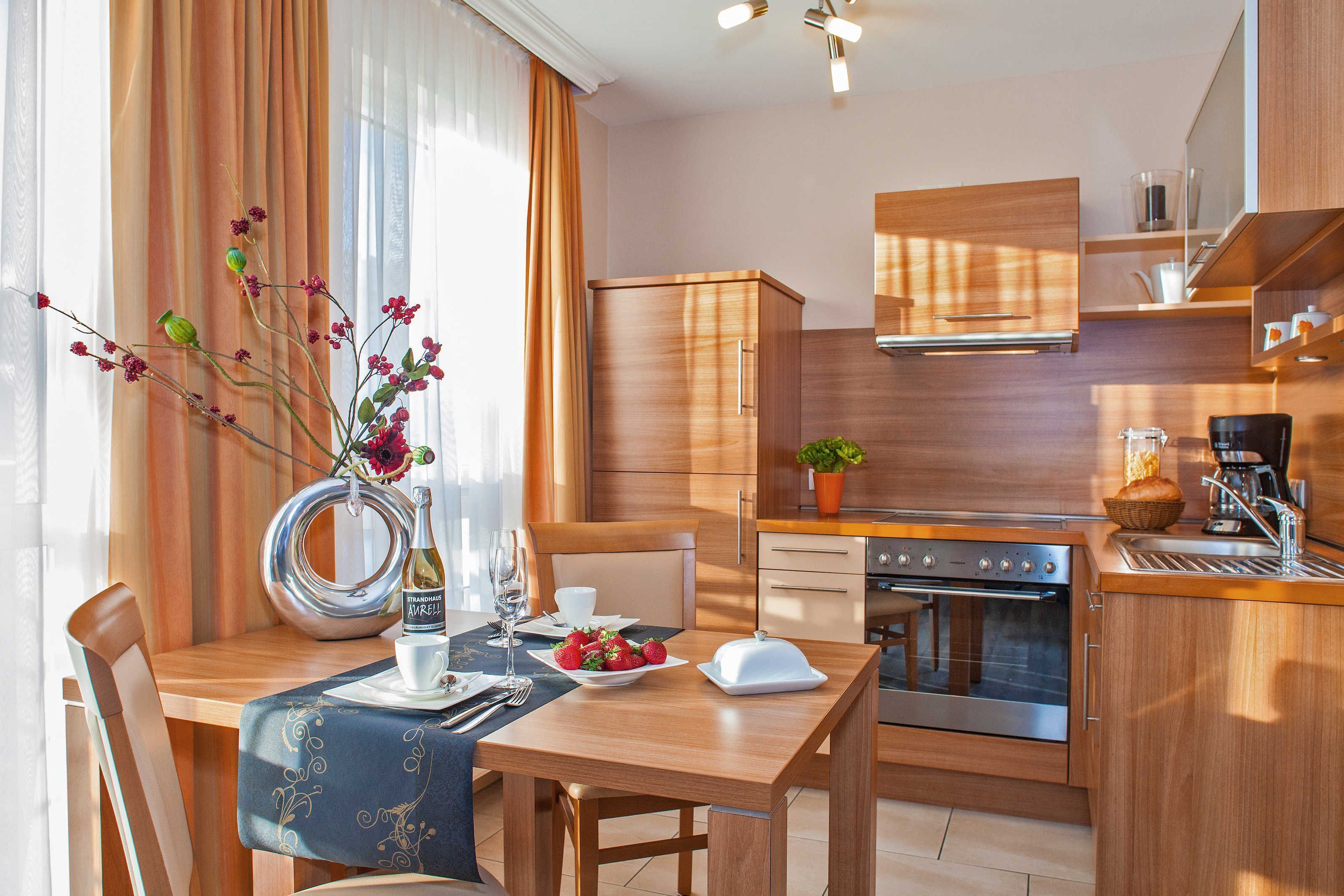 Fridge, oven, dishwasher, coffee/tea maker