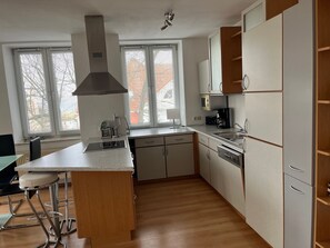 Unclassified image, 5 of 13, button