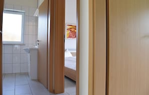 2 chambres, accès au Wi-Fi (inclus)