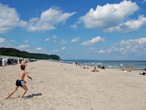 Una spiaggia nelle vicinanze