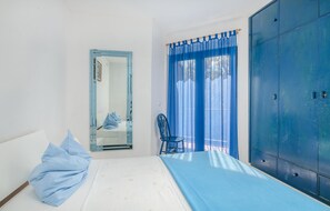 3 bedrooms, free WiFi, bed sheets