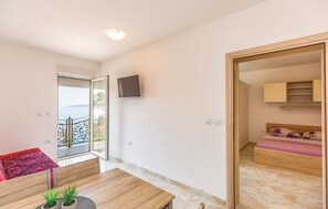 1 bedroom, free WiFi, bed sheets - Lovely apartment in Krvavica with WiFi (Krvavica)