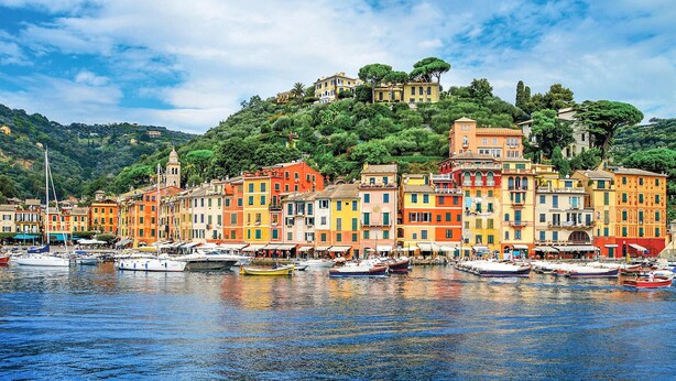 A coastal town with colorful buildings along the waterfront, boats docked in the harbor, and a hill with trees in the background. - Pet friendly apartment in Rapallo -GE- (Rapallo -GE-)