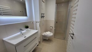 Unclassified image, 5 of 10, button - (251) 2-room apartment - apartment house Strandburg (Kühlungsborn)