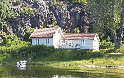 3 bedroom nice home in Hornnes