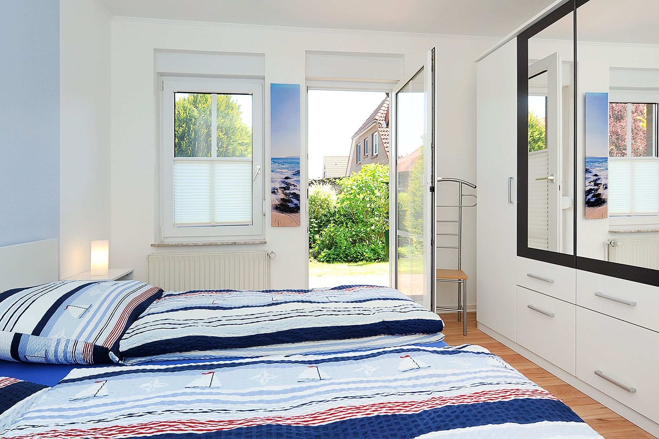 3 bedrooms, travel crib, WiFi