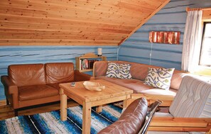 TV, fireplace - Stunning home in Tärnaby with kitchen (Tärnaby)