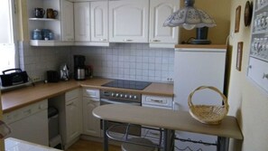 Mikroaaltouuni, uuni, astianpesukone