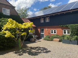 Terrace/patio - FeWo Sünje - Landhaus Westerweg - Family Petersen (Wanderup)