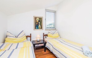4 Schlafzimmer, Reisekinderbett, kostenloses WLAN, Bettwäsche