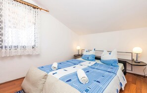 4 slaapkamers, reisbedje, gratis wifi, beddengoed