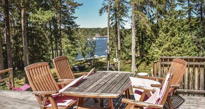 Maison confortable Ă Djurhamn avec WiFi