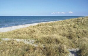NĂ€ra stranden och fiske