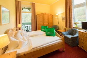 1 Schlafzimmer, Schreibtisch, Reisekinderbett, WLAN