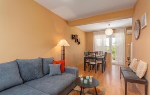 TV, DVD player - Cozy home in Risika with WiFi (Risika)
