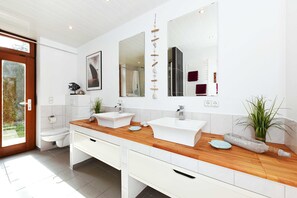 Imagem sem classificação, 3 de 72, botão