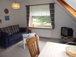 Unclassified image, 4 of 9, button - East apartment - Ferienhof Borwieck / Peter Arthur Borwieck (Friedrichskoog)