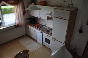 Refrigerador, microondas, horno y lavavajillas