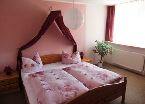2 Schlafzimmer, Bettwäsche