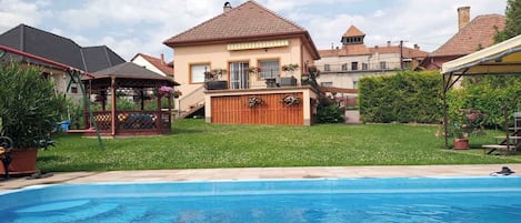 Una piscina climatizada