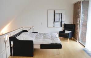 2 Schlafzimmer, Reisekinderbett, kostenloses WLAN
